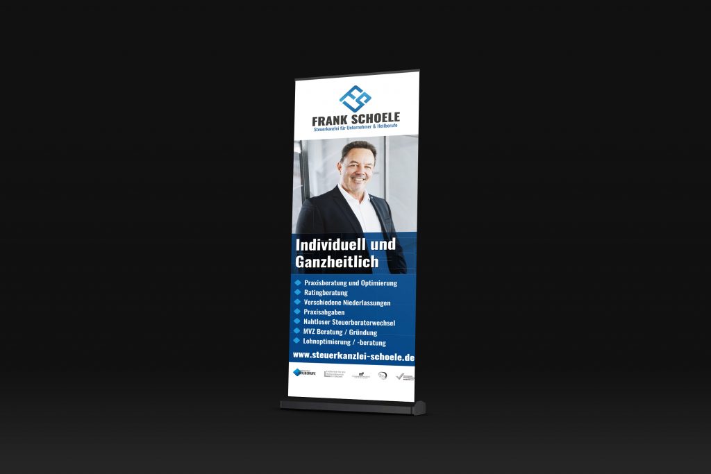 Roll-Up für die Steuerkanzlei Schoele, Design von vyn